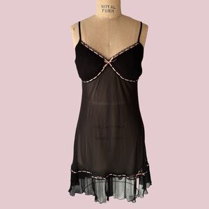Vintage Y2K Gillian & O’Malley Black and Pink Sheer Slip Dress